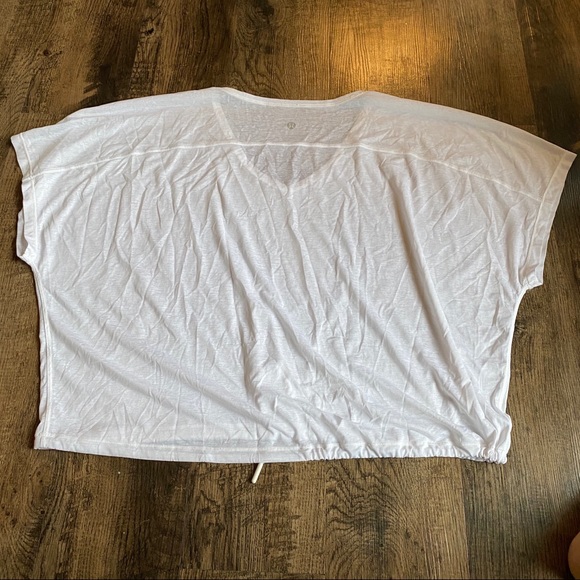 Lululemon tank tops - Picture 3 of 5